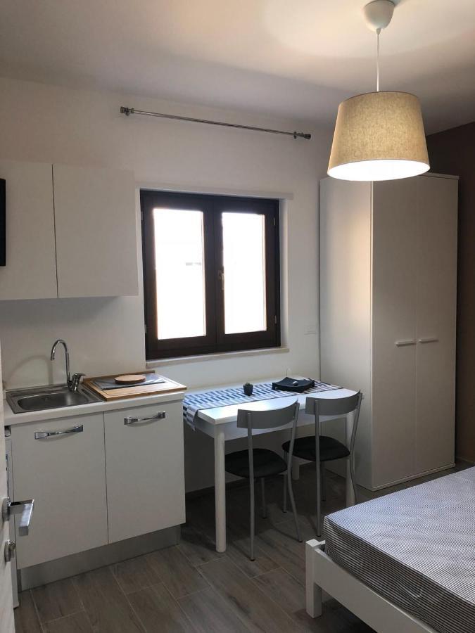 B&B Luxury Apartments Pulsano Exterior foto
