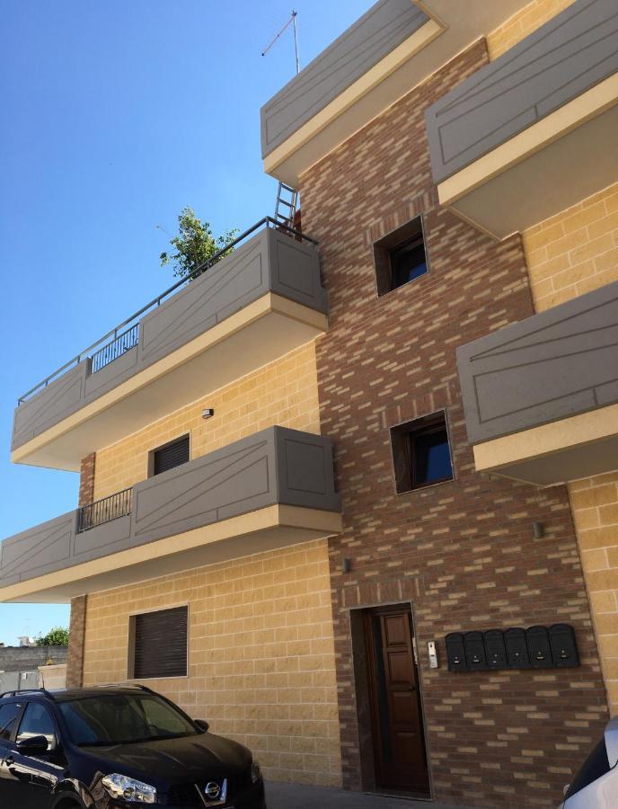 B&B Luxury Apartments Pulsano Exterior foto